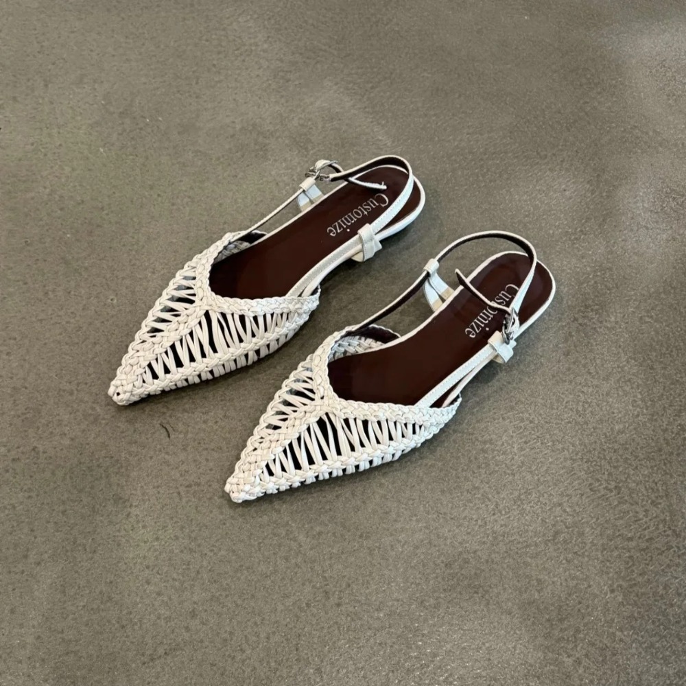 Pointed Toe Flat - Sandal Wanita Model Romawi Anyaman Runcing