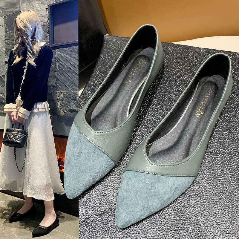 Pointed Toe Flat - Sepatu kulit hitam polos untuk wanita
