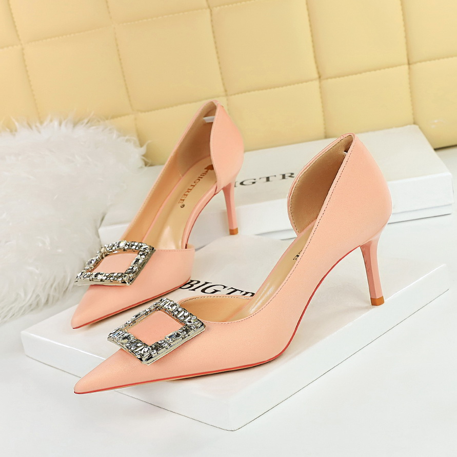 Sepatu BIGTREE Wanita Hak 7 Cm - Women Shoes Size 7 ulasan dan harga