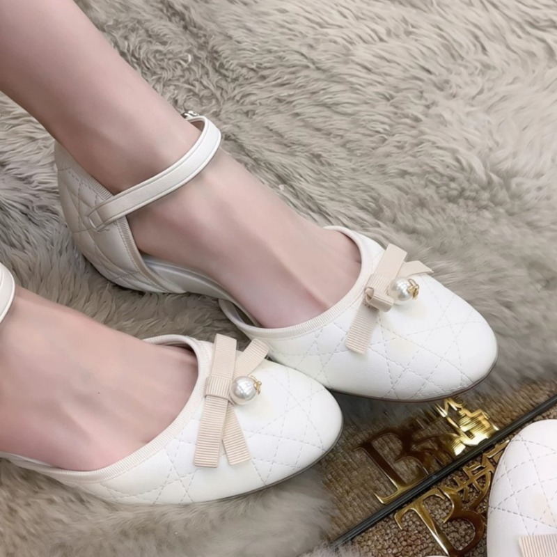 Sandal Baotou Prancis Wanita 2 - Pointed Toe Flat ulasan dan harga