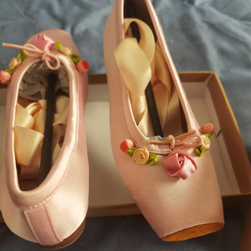 Sepatu Mary Jane Wanita Warna  - Ribbon Tie Heel ulasan dan harga